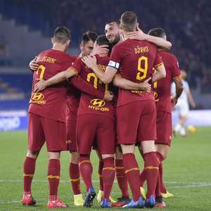 Roma bate Lecce e volta a vencer no Campeonato Italiano
