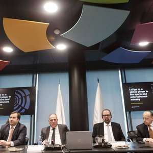 FPF e Rodrigo Maia se encontram com diretores da La Liga ...