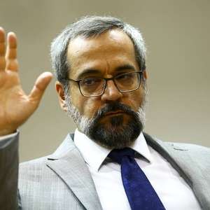 Weintraub: China escondeu gravidade para vender respiradores