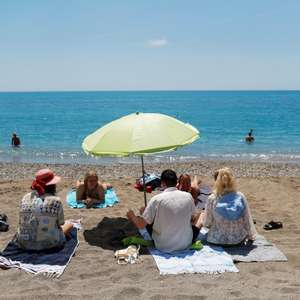 Espanha promete segurança para reconquistar turistas ...