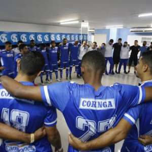 Com 18 atletas contaminados, CSA tem novo jogo adiado