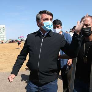 Parlamentares criticam ameaça de Bolsonaro a jornalista