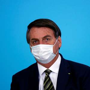 "Queremos concluir obras inacabadas", diz Bolsonaro