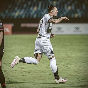 Ceará vence o Atlético-GO fora de casa por 2 a 0