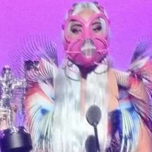 VMA 2020: vazam fotos de Lady Gaga ganhando dois troféus