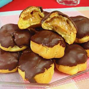 Faça uma carolina recheada para desbancar qualquer padaria