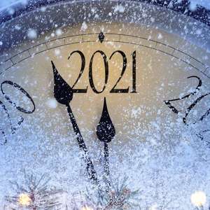 Por que o ano não termina realmente à meia-noite do dia 31?