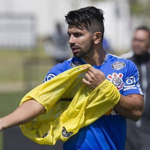 Meia Guilherme entra na Justiça e cobra R$ 2 milhões do ...