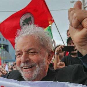 Bruno Gagliasso, Felipe Neto e outros famosos celebram ...