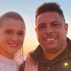 Esposa de Ronaldo Fenômeno anuncia gravidez e ex-jogador ...