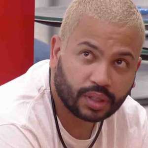 BBB21: Após reclamação de Arthur, Projota fala de Carla: ...