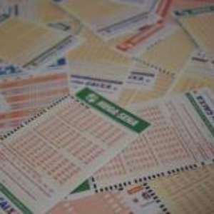 Mega-Sena acumula e pagará R$ 50 milhões no próximo sorteio