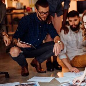 Por que picos de criatividade acontecem aos 20 e aos 50 anos