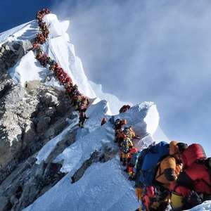 Mais quatro alpinistas morrem no Monte Everest