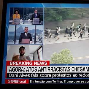 Na TV, Daniel Alves critica os "antirracistas oportunistas"
