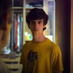 Filho de Hebe Camargo critica forma como foi retratado em série