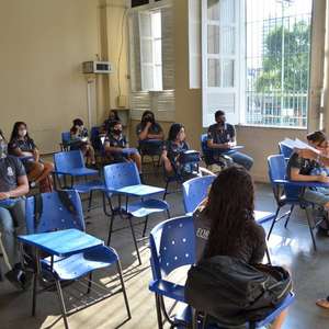 Após retomar aulas presenciais, AM tem 7,6% de profissionais da educação infectados pela covid