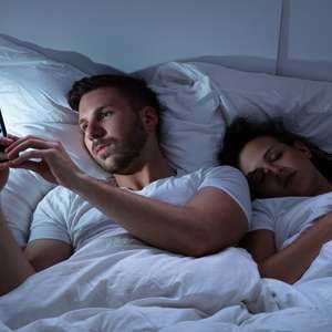 Saiba quais são os sonhos que podem revelar traição