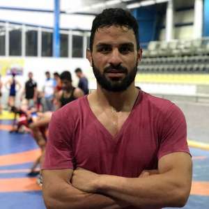Lutador iraniano Navid Afkari é executado, diz mídia estatal