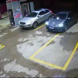 Candidato a vereador é atacado a tiros em posto no Rio