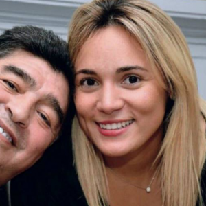 Maradona morreu deprimido por ter pedido negado por sua ex