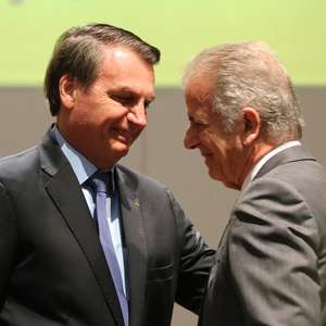 Bolsonaro 'convida' José Múcio Monteiro para o governo