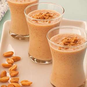 Batidinha de amendoim: bebida diferente pronta em 20 minutos