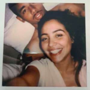Fotos íntimas de Gabriel Jesus são encontradas em Bíblia