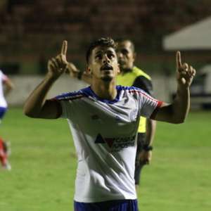 Com facilidade, Bahia bate o Doce Mel e vence a primeira no estadual