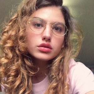 'Rebelde' ganhará nova versão com Giovanna Grigio na Netflix