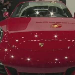 Porsche revela nova versão do 911 em Salão de Detroit