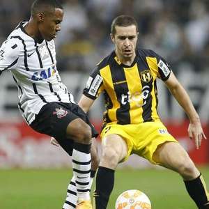 Tite após derrota para Guaraní: "agora é enrijecer o lombo"