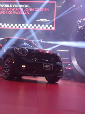 Mini lança versão agressiva do Paceman em Detroit