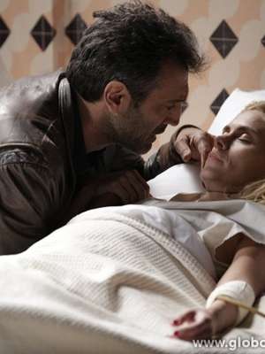 'Joia Rara': Mundo tenta visitar Iolanda no hospital, ...