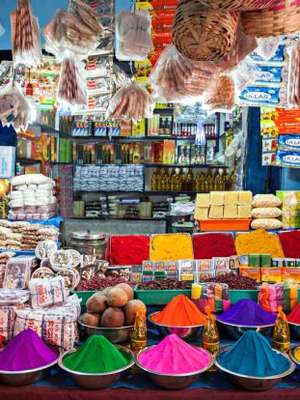 Entenda por que brasileiros gastam cada vez mais no exterior