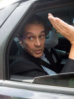 Roberto Jefferson tenta ordem para trabalhar fora da prisão