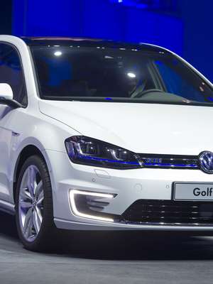Genebra: novo Golf híbrido percorre até 930 km com um tanque