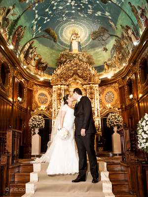 Casamento 'dos sonhos' tem espera e custo de até R$ 20 mil