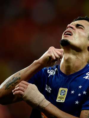 Cruzeiro confirma venda de Egídio para time da Ucrânia