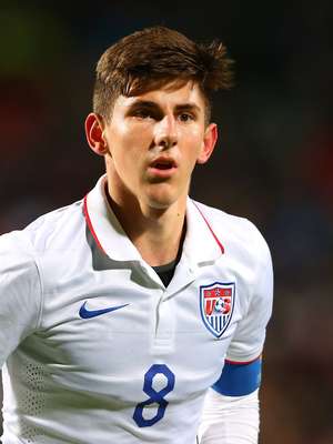 Maior promessa americana tem futebol no DNA e idolatra Kaká