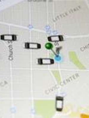 Taxistas e Uber debatem modelo de transporte em São Paulo
