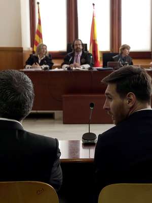 Messi en juicio por fraude: Confié en mi padre (VIDEO)