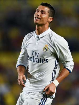 C. Ronaldo evadiu impostos pelas Ilhas Virgens, diz revista