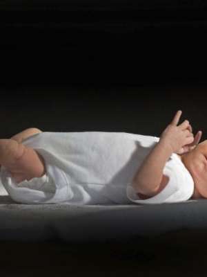 Detenida por ser "vientre de alquiler" por 10.000 euros