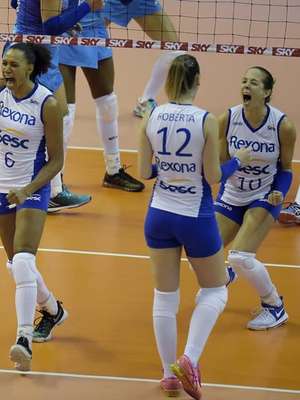 Rio supera Osasco no tie-break e fatura a Superliga feminina