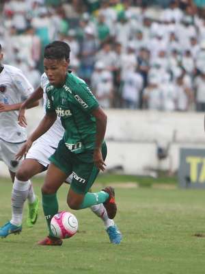 Palmeiras desencanta no 2º tempo e elimina Botafogo-PB