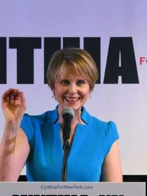 Atriz Cynthia Nixon enfrenta governador de NY nas ...