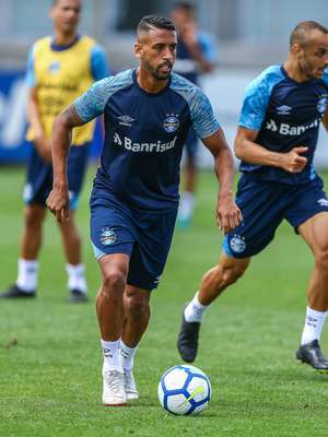 Renato foca na Libertadores e Grêmio reserva pega América-MG