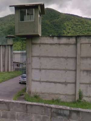 Detentos ficarão fora dos presídios do Rio por mais 3 meses