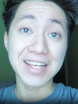 Youtuber é condenado após 'pegadinha' com morador de rua